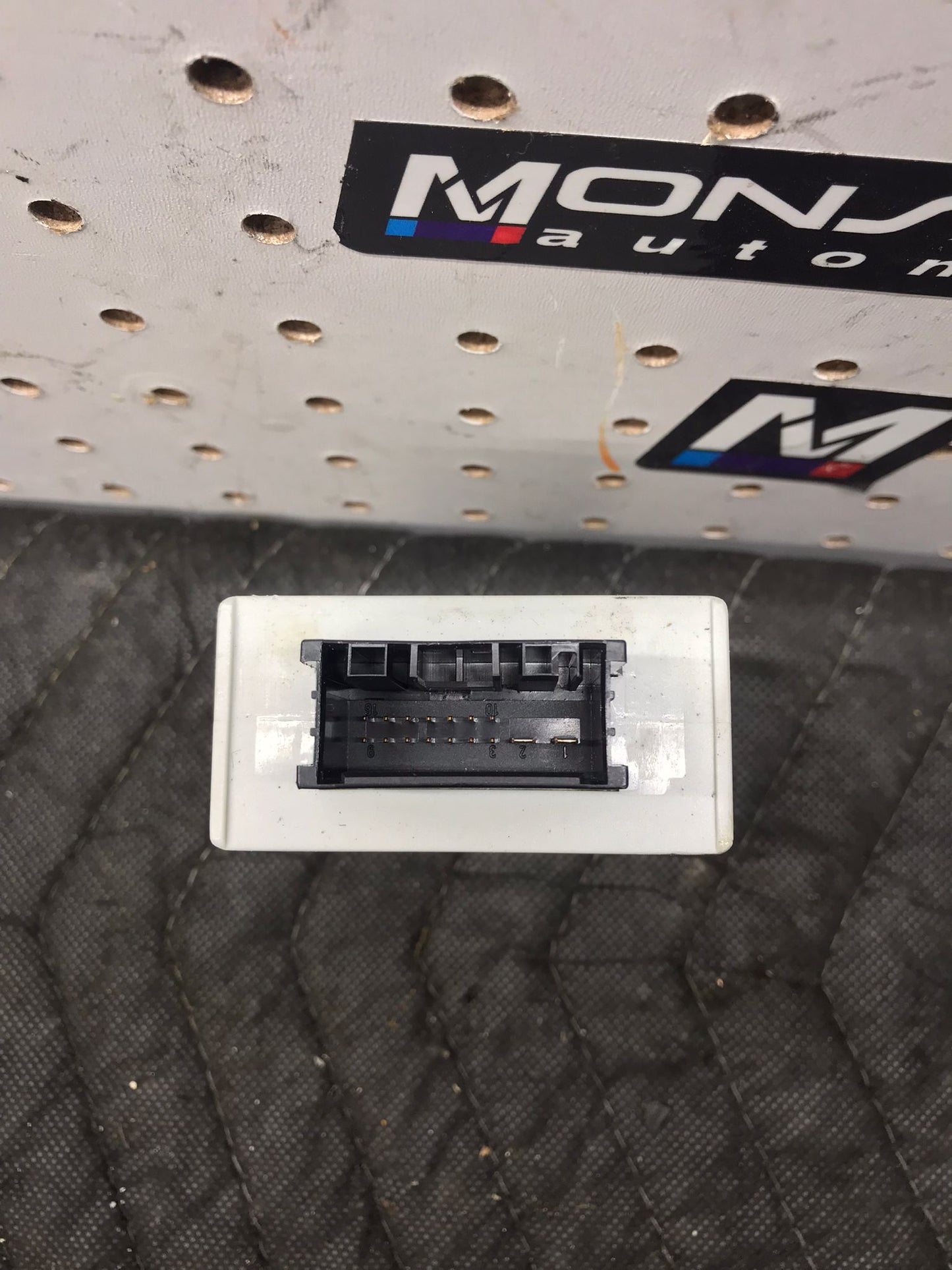 11-19 BMW F10 F06 F12 F13 M5 M6 POWER STEERING EPS CONTROL MODULE SKU 1163