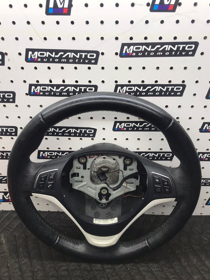 BMW 1 SERIES E81 E87 3 SPOKE LEATHER STEERING WHEEL  SKU 1263