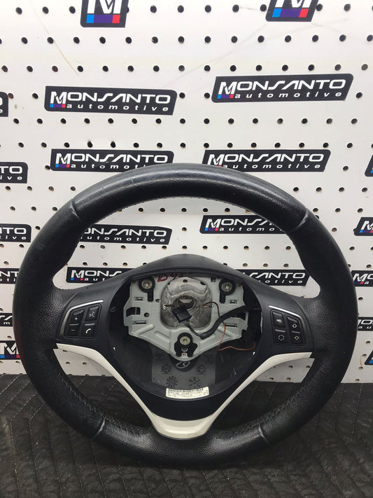 BMW 1 SERIES E81 E87 3 SPOKE LEATHER STEERING WHEEL  SKU 1263