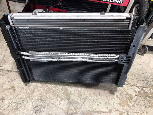 NOTA * RADIATOR INTERCOOLER CONDENSER FAN COMPLETE OEM  07-13 OEM BMW E82 E90 E92 E89 N55 N54 DEFEC SKU 1283