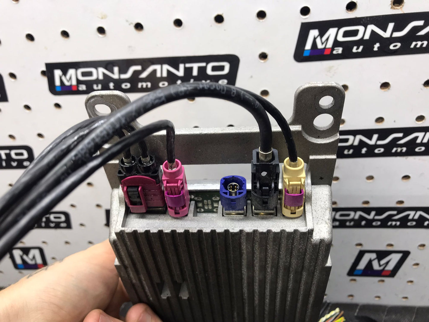 COMBOX COMMUNICATION TELEMATICS CONTROL MODULE BMW SERIE 1 3 135I 128I 328I Z4 X1 M3  SKU 1287