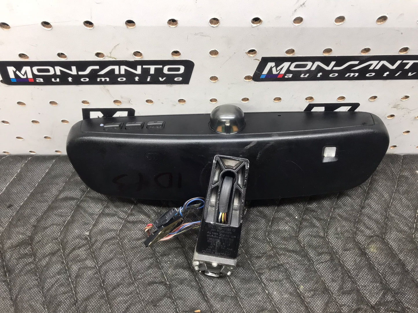 BMW 135I AUTO DIM REAR VIEW MIRROR BLACK E82 E88 08-13 SKU 1302