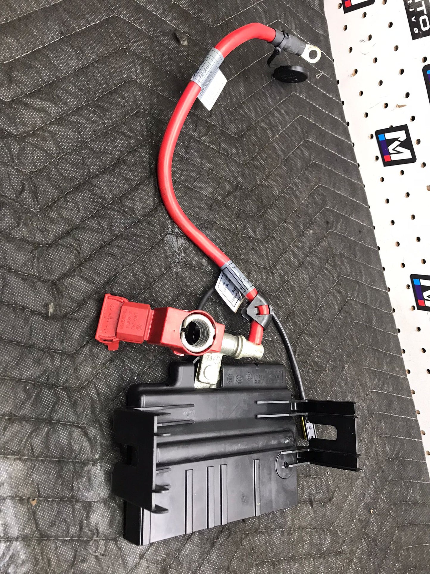 POSITIVE BATTERY CABLE PLUS POLE FOR BMW E90 E88 SKU 1314