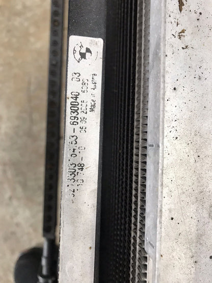 BMW E90 328I 330I OEM RADIATOR FAN WITH FRONT ENGINE OIL COOLER SKU 1317