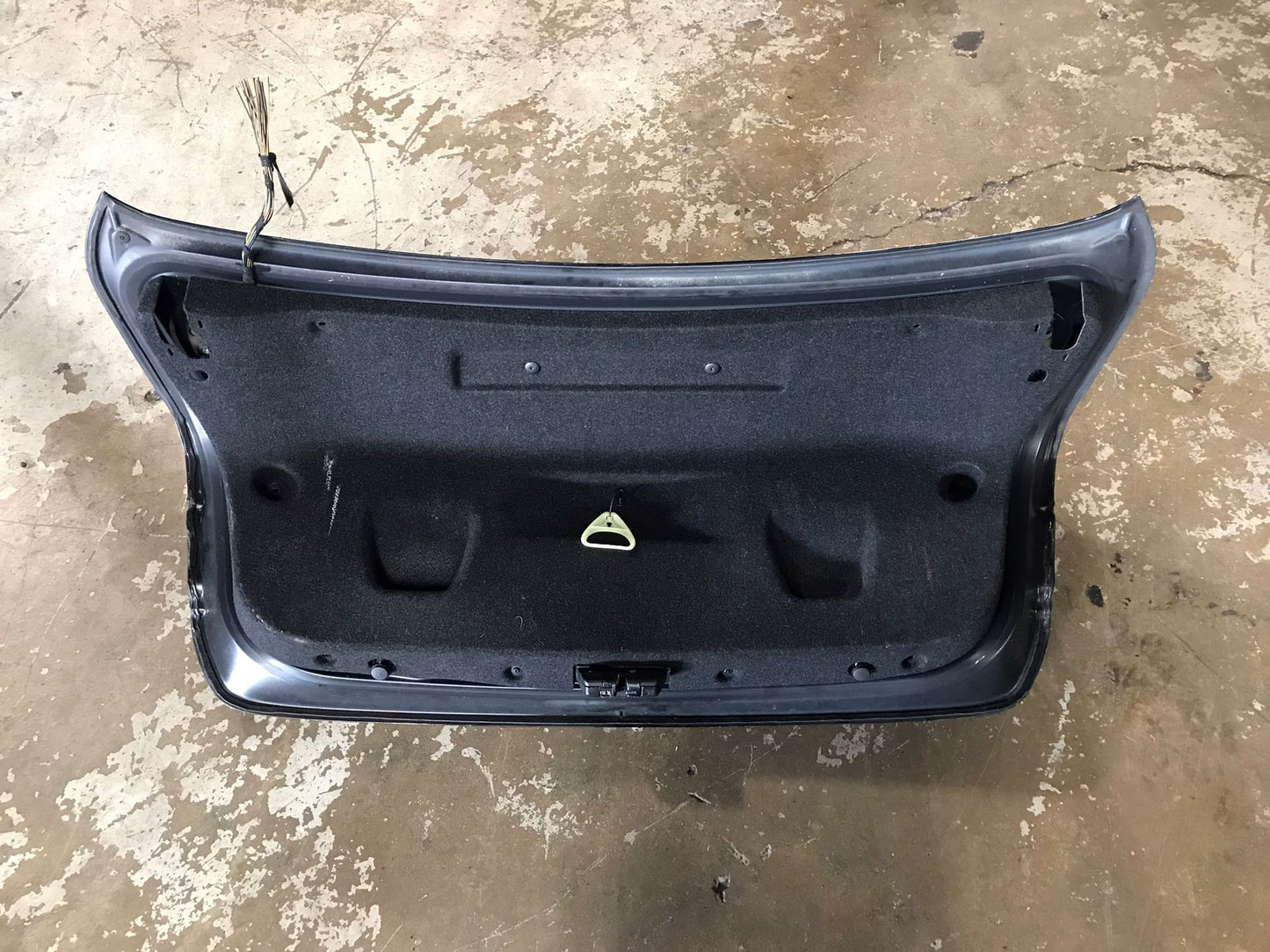 2012-2018 BMW 3 SERIES F30 M3 F80 REAR TRUNK DECK LID PANEL BLACK OEM SKU 1365