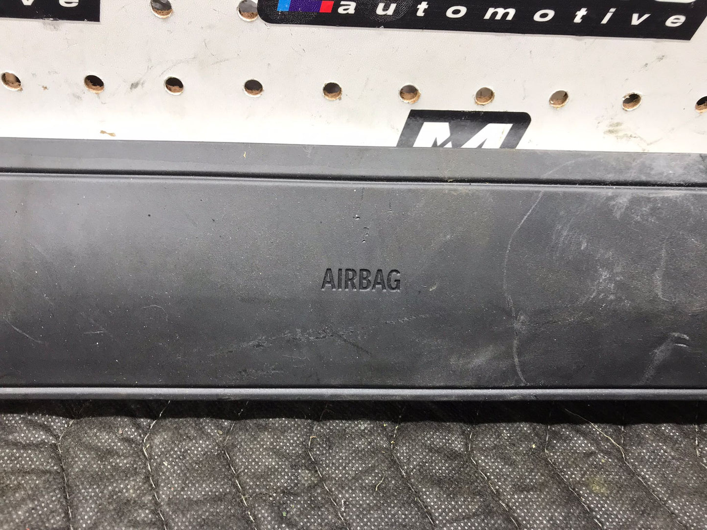 BMW  OEM BMW M3 F36 F22 F30 F32 F82 FRONT LEFT DRIVERS SIDE KNEE AIRBAG SKU 1396