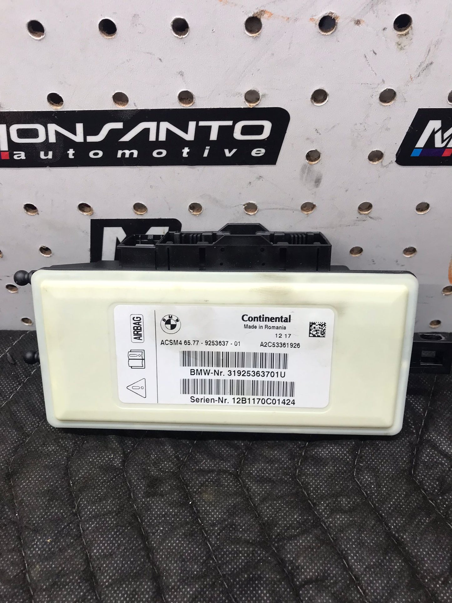 OEM 09 - 17 J6 BMW CONTROL F30 328I 320I  SKU 1450