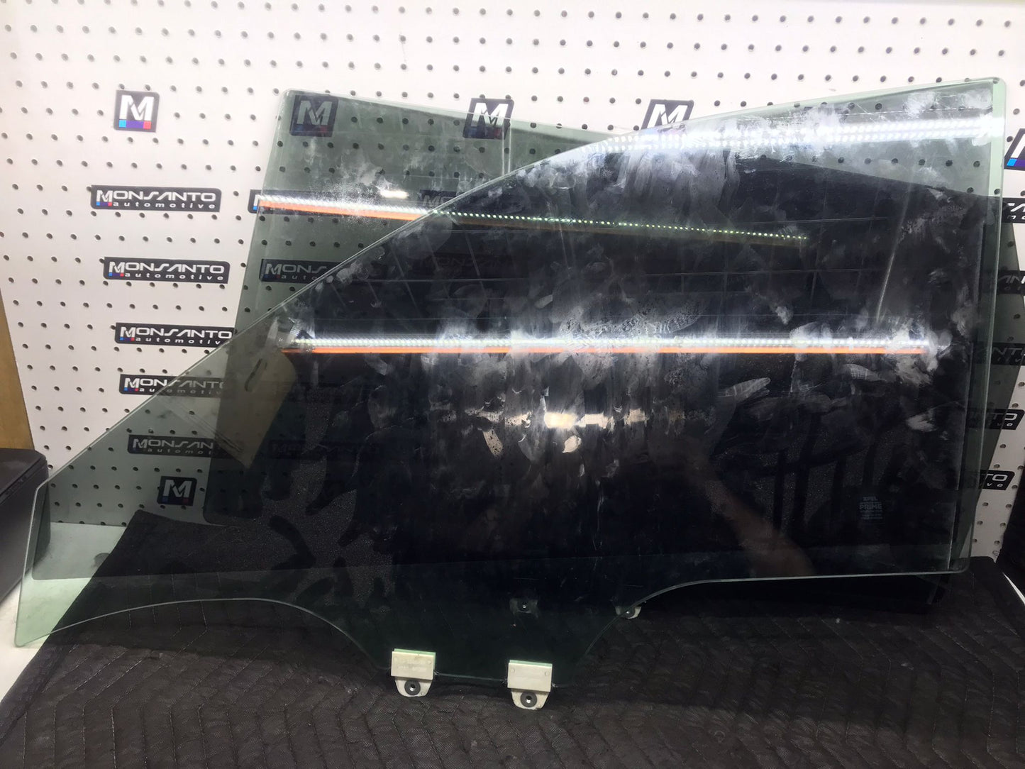 2017-2022 HONDA CR-V PASSENGER RIGHT SIDE FRONT AND REAR DOOR WINDOW GLASS SKU 1499
